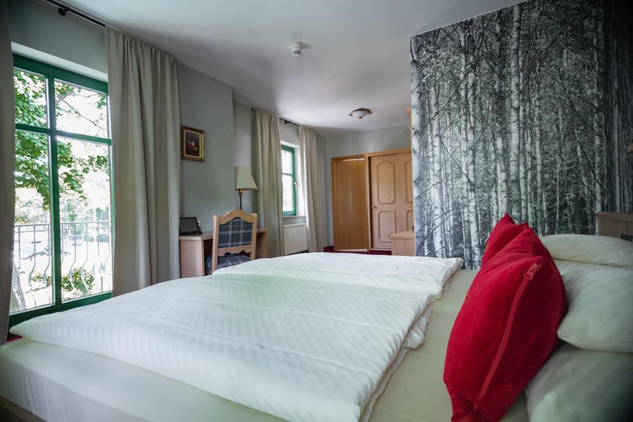 Landgasthof Zum Muehlenteich Eggersdorf  Buitenkant foto